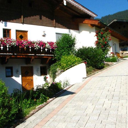 Appartement Lotte Familie Gruenberger Бриксен-им-Тале Экстерьер фото