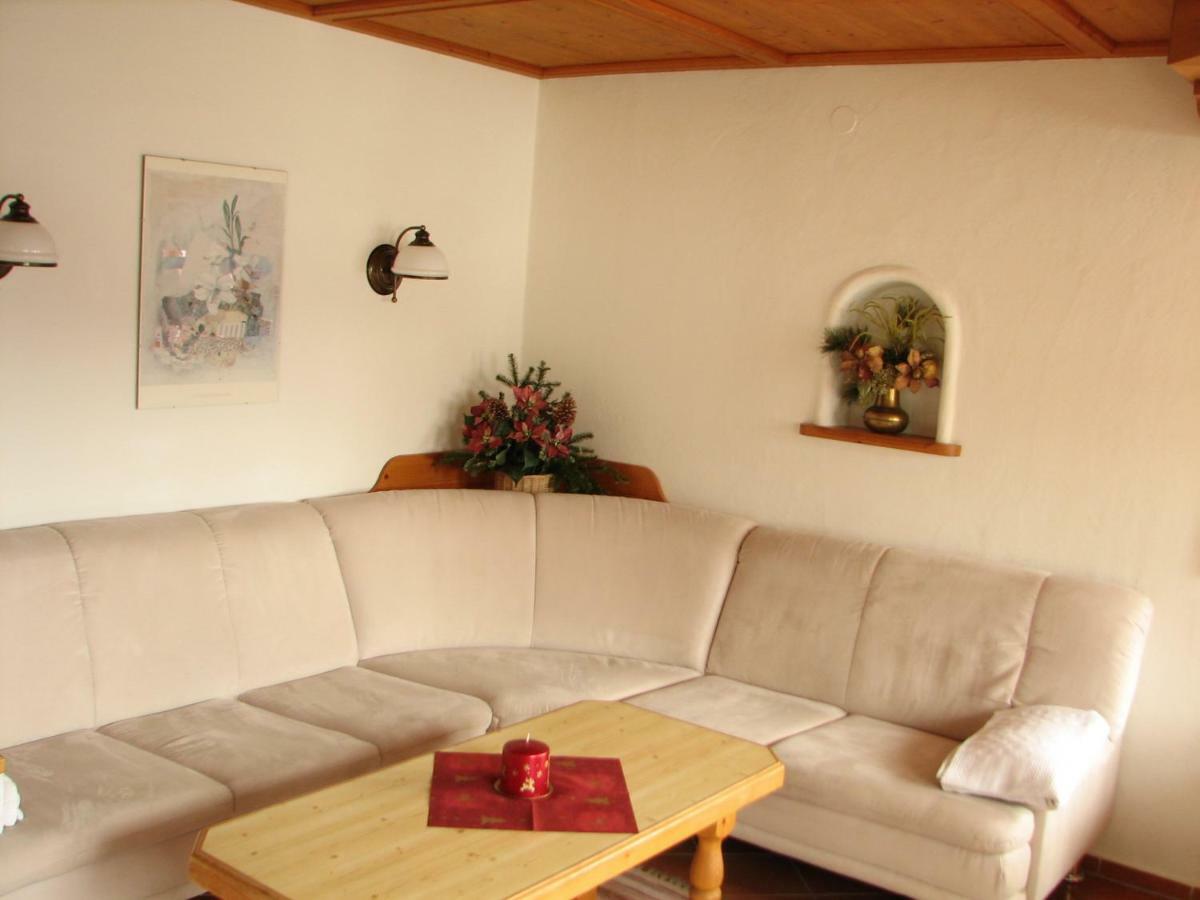 Appartement Lotte Familie Gruenberger Бриксен-им-Тале Экстерьер фото